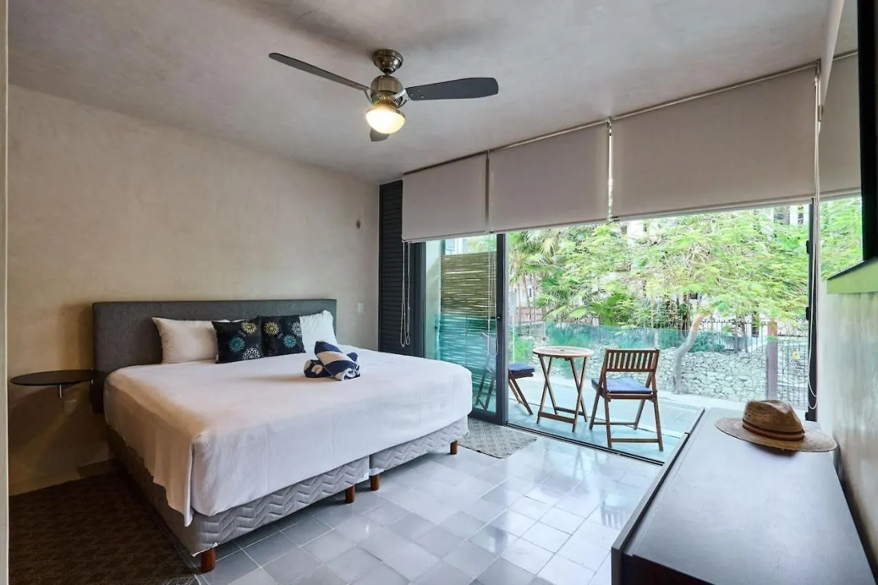Downtown 2Br Home Beach At 200M With Rooftop And Pool Playa del Carmen Apartment