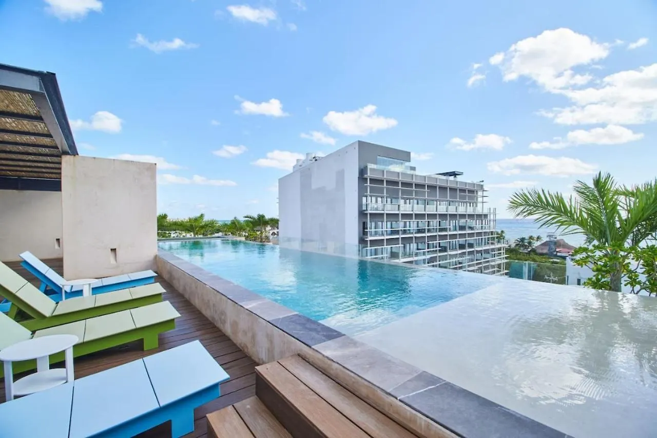 Apartment Downtown 2Br Home Beach At 200M With Rooftop And Pool Playa del Carmen Mexico